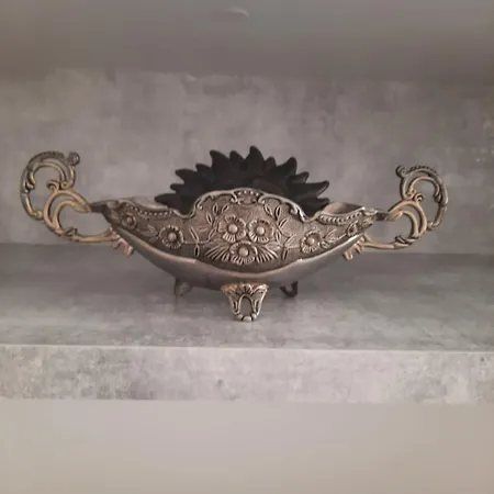 Appartamento Ampio In Centro Napoli